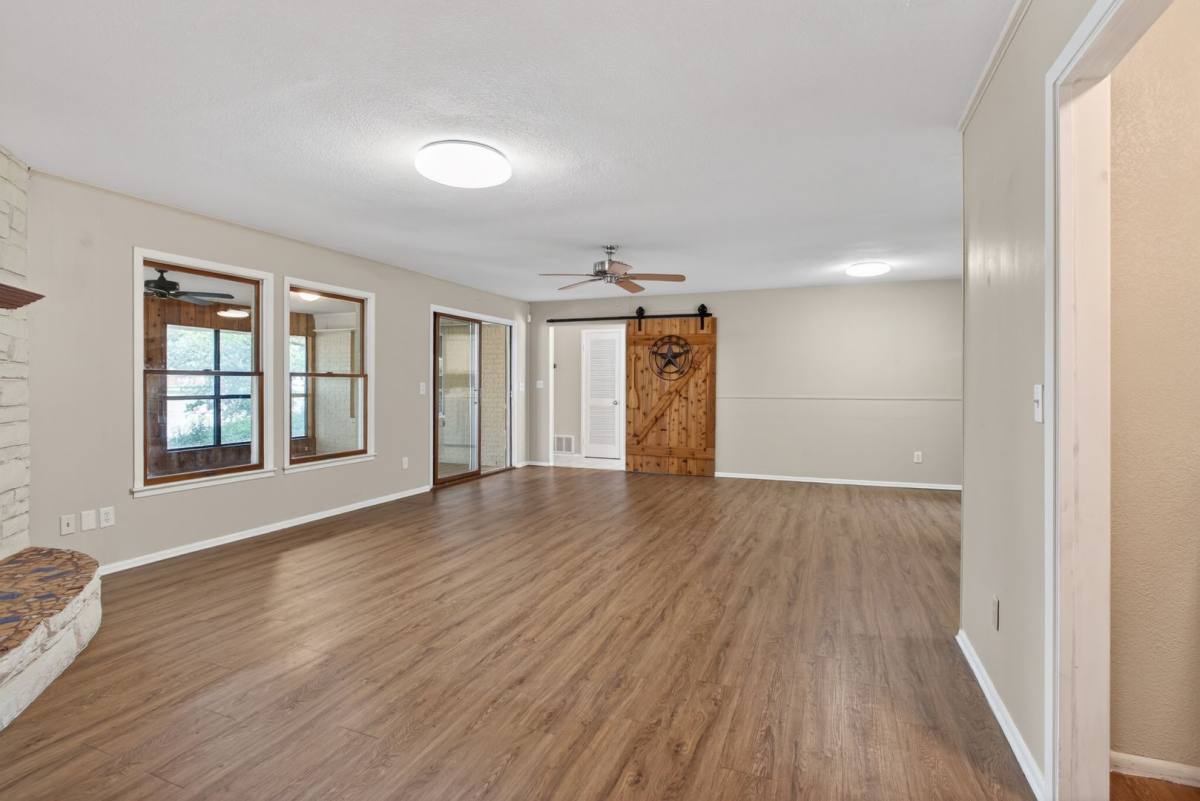 House for rent at 4202 Indian Creek Court, Granbury, TX 76049
