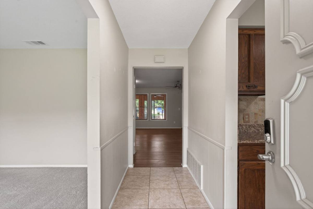 House for rent at 4202 Indian Creek Court, Granbury, TX 76049
