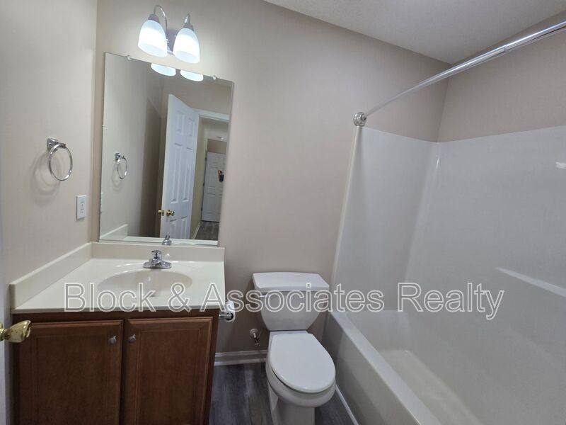 Townhouse for rent at 108 Maple Grove, High Point, NC 27263