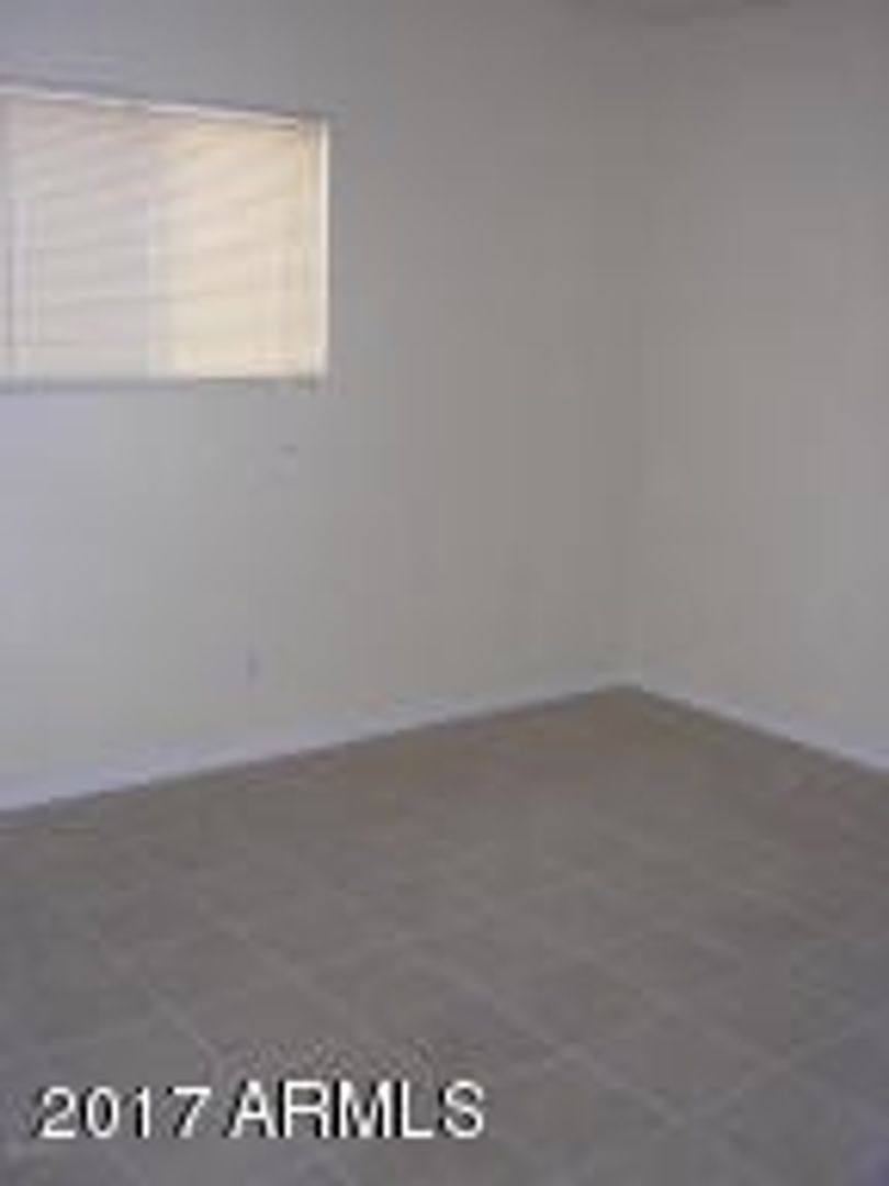 Apartment for rent at 4940 E Holly St, Phoenix, AZ 85008