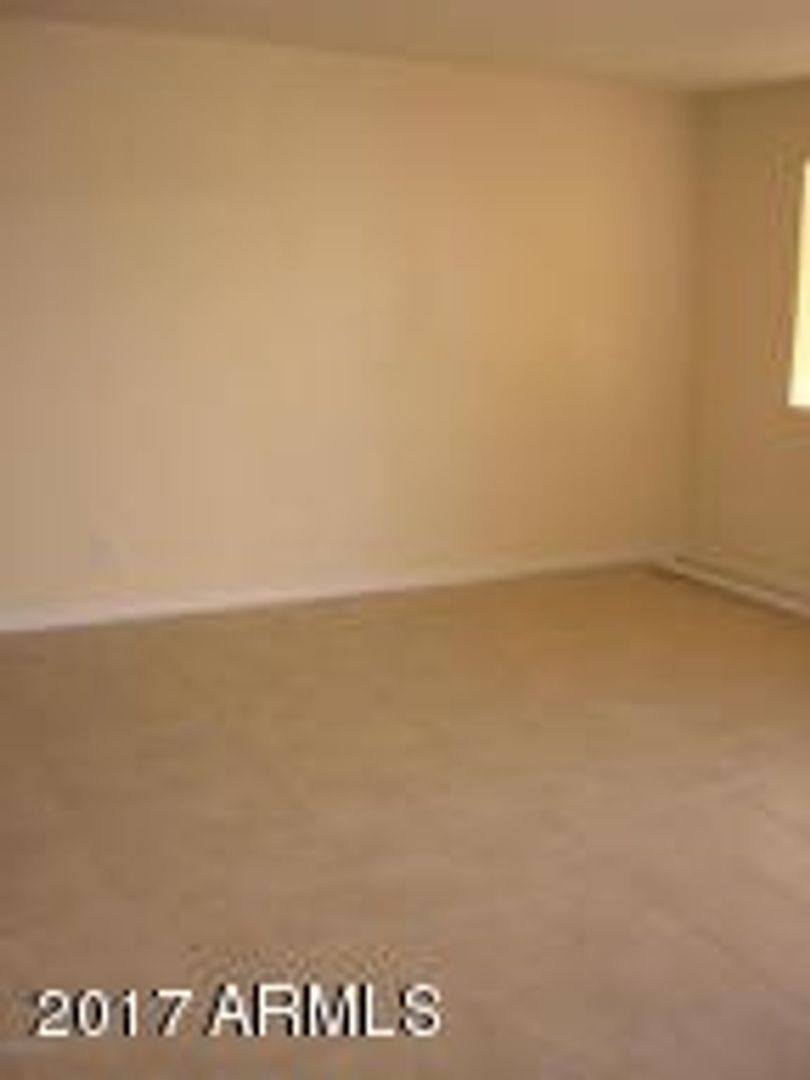 Apartment for rent at 4940 E Holly St, Phoenix, AZ 85008