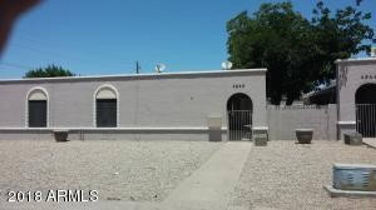 Apartment for rent at 4940 E Holly St, Phoenix, AZ 85008