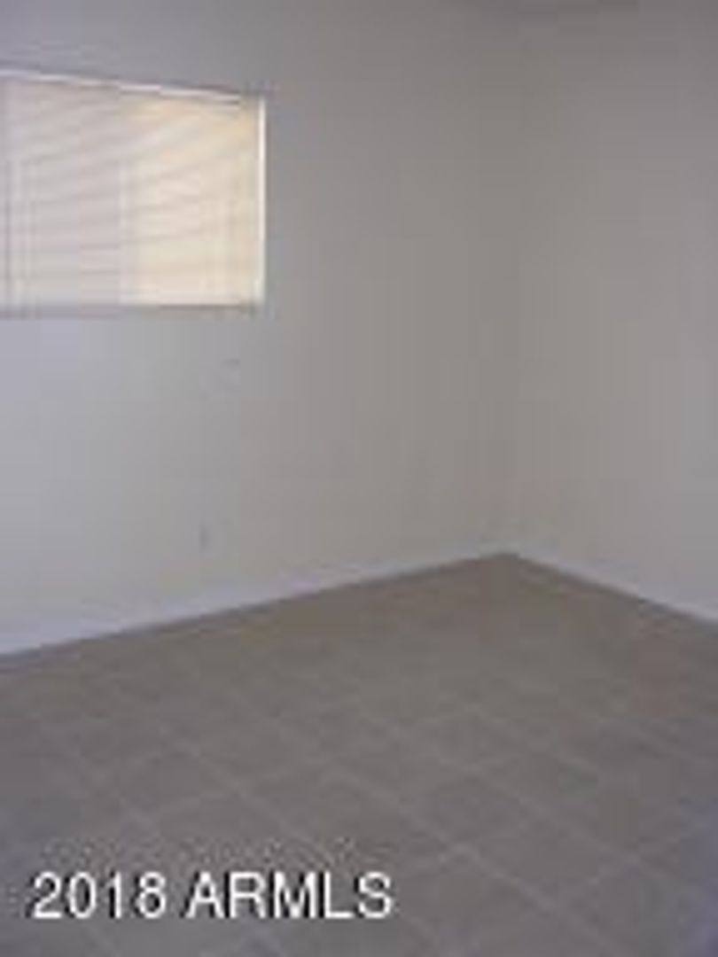 Apartment for rent at 4940 E Holly St, Phoenix, AZ 85008
