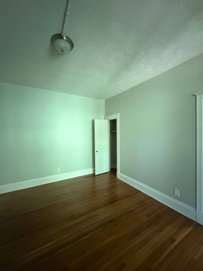 Apartment for rent at 45 Wellman Rd, Manchester, CT 06040