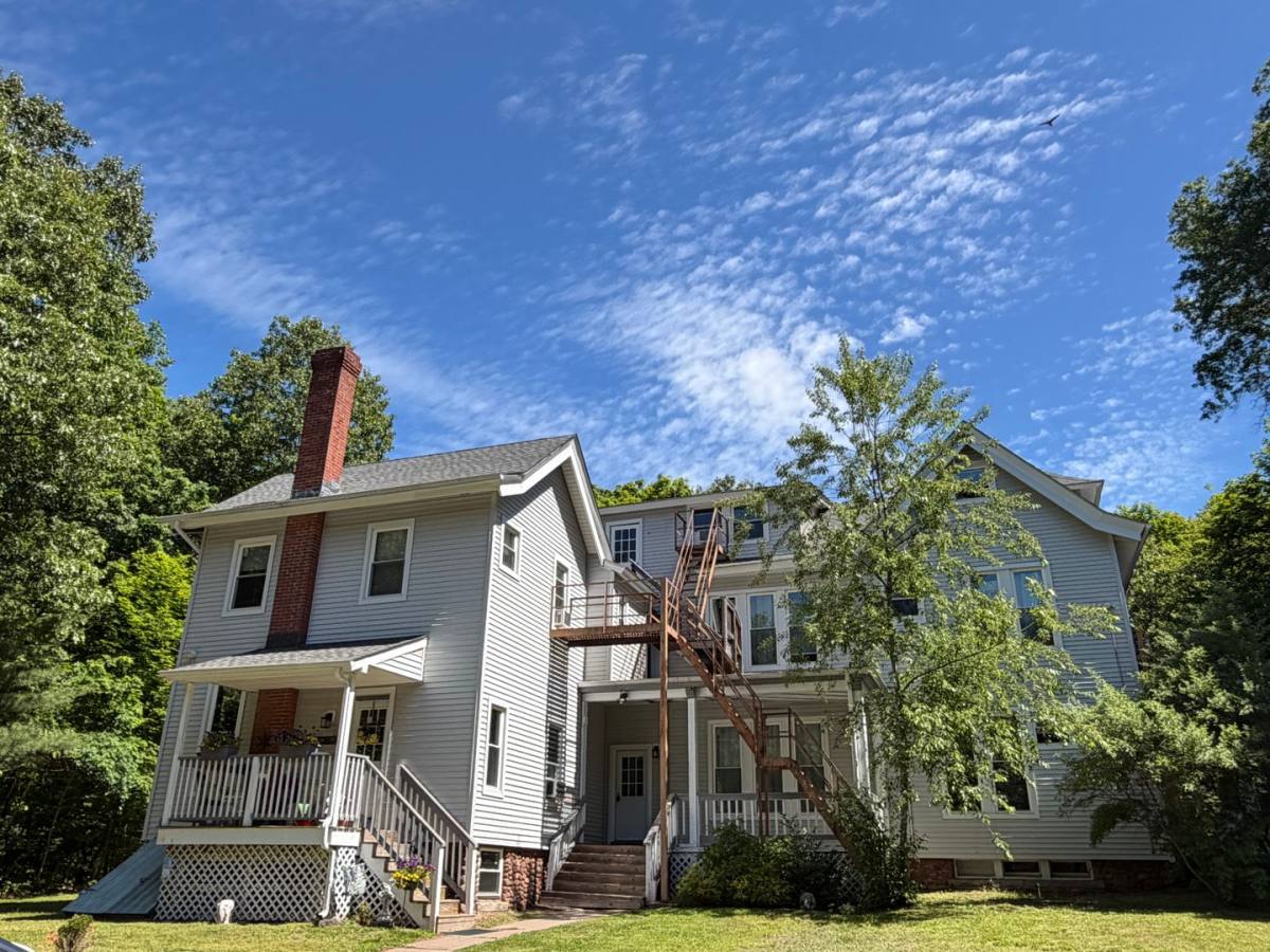 Apartment for rent at 45 Wellman Rd, Manchester, CT 06040