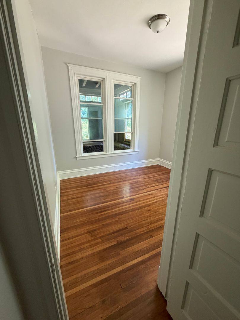 Apartment for rent at 45 Wellman Rd, Manchester, CT 06040