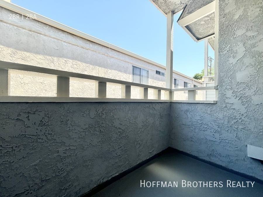 Apartment for rent at 10346 Commerce Ave #9, Tujunga, CA 91042