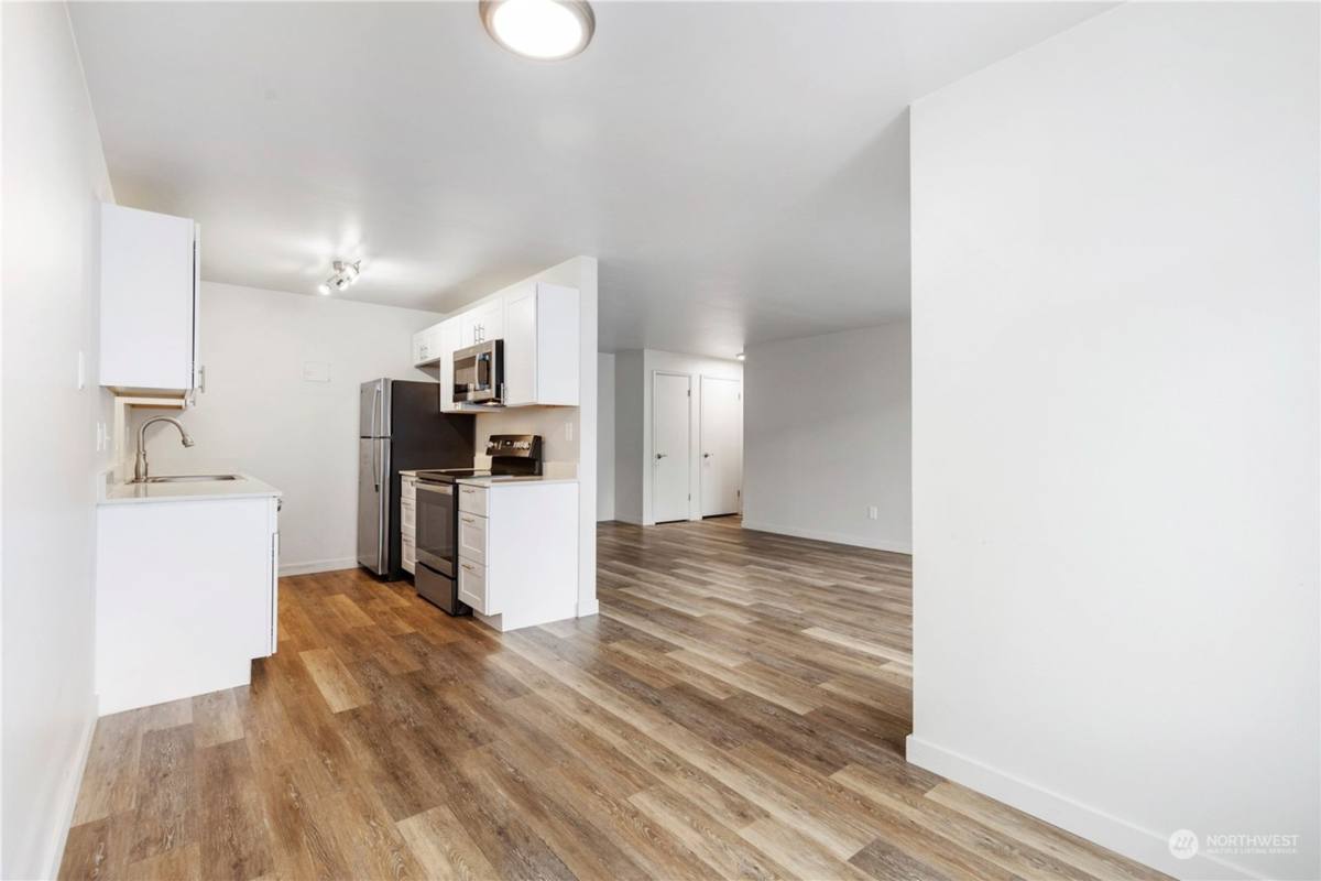 Apartment for rent at 12333 33rd Ave NE, Seattle, WA 98125