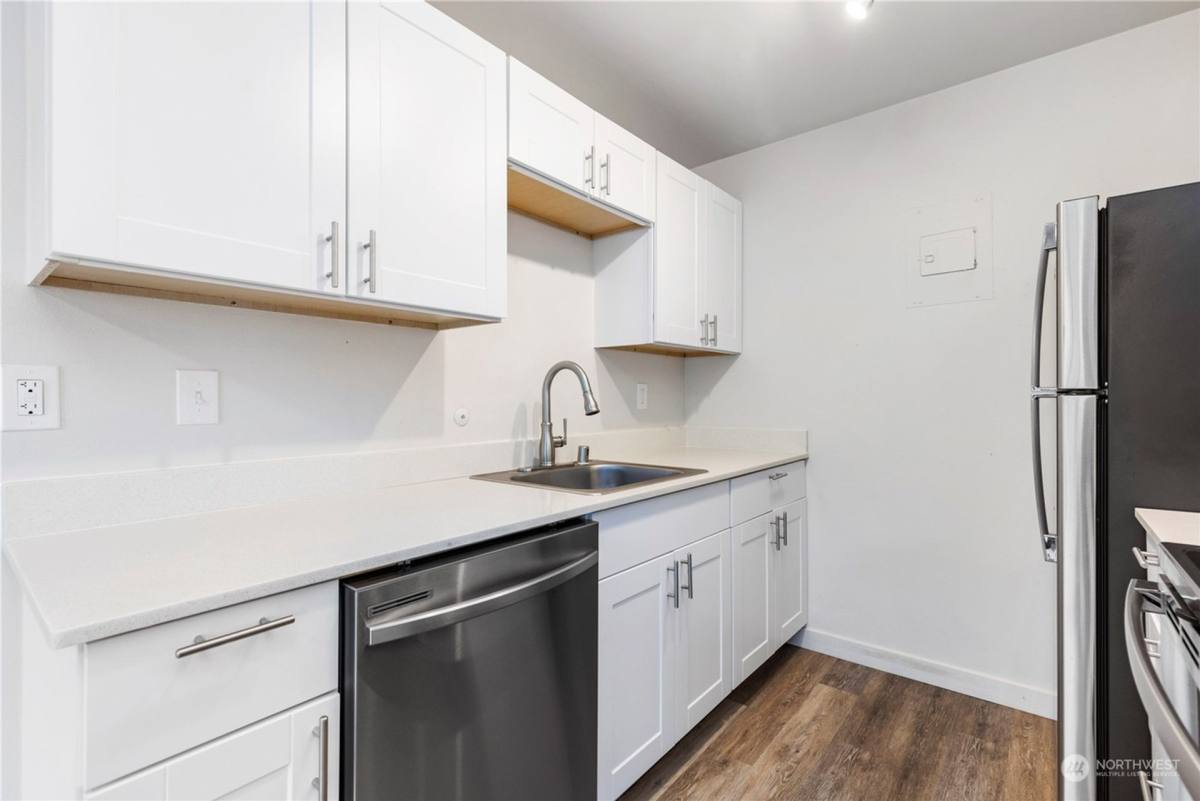 Apartment for rent at 12333 33rd Ave NE, Seattle, WA 98125