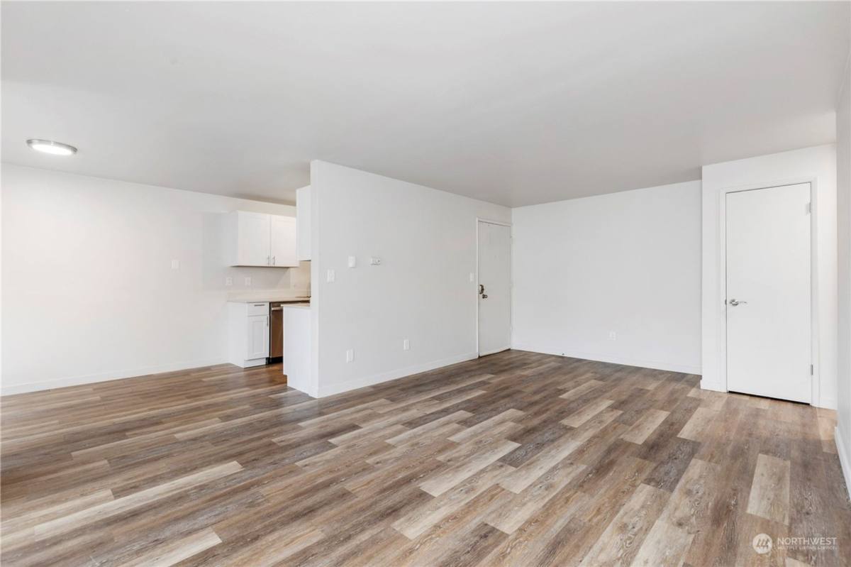 Apartment for rent at 12333 33rd Ave NE, Seattle, WA 98125