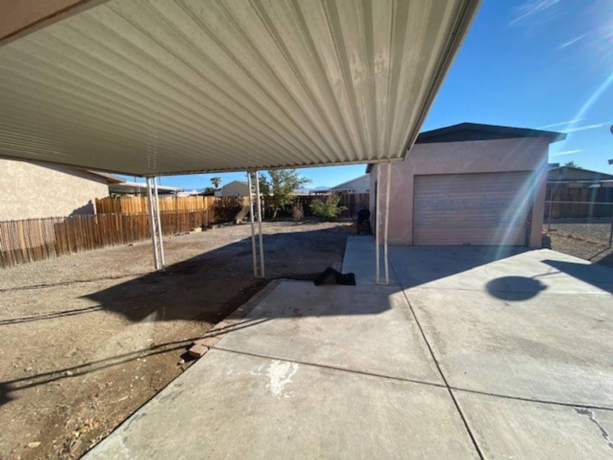 House for rent at 1460 Tonto Dr, Bullhead City, AZ 86442