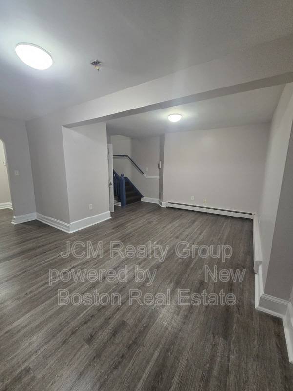 Apartment for rent at 46 Waverly St #B, Roxbury, MA 02119