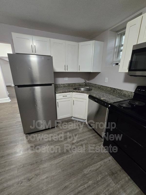 Apartment for rent at 46 Waverly St #B, Roxbury, MA 02119