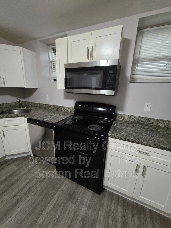 Apartment for rent at 46 Waverly St #B, Roxbury, MA 02119