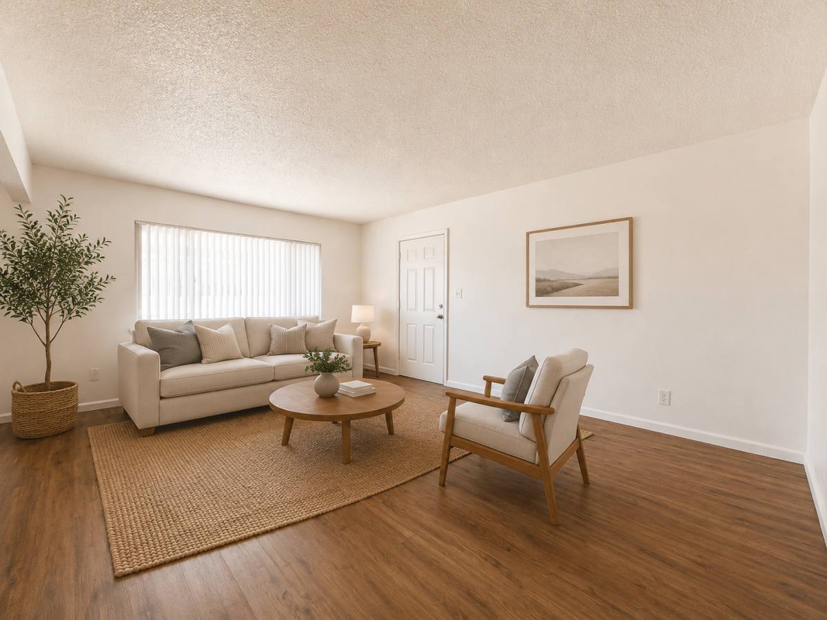 Apartment for rent at 2043 E Saginaw Way, Fresno, CA 93726