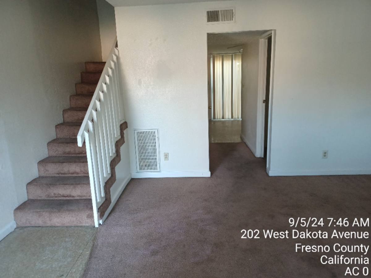 Apartment for rent at 202 W Dakota Ave, Fresno, CA 93705