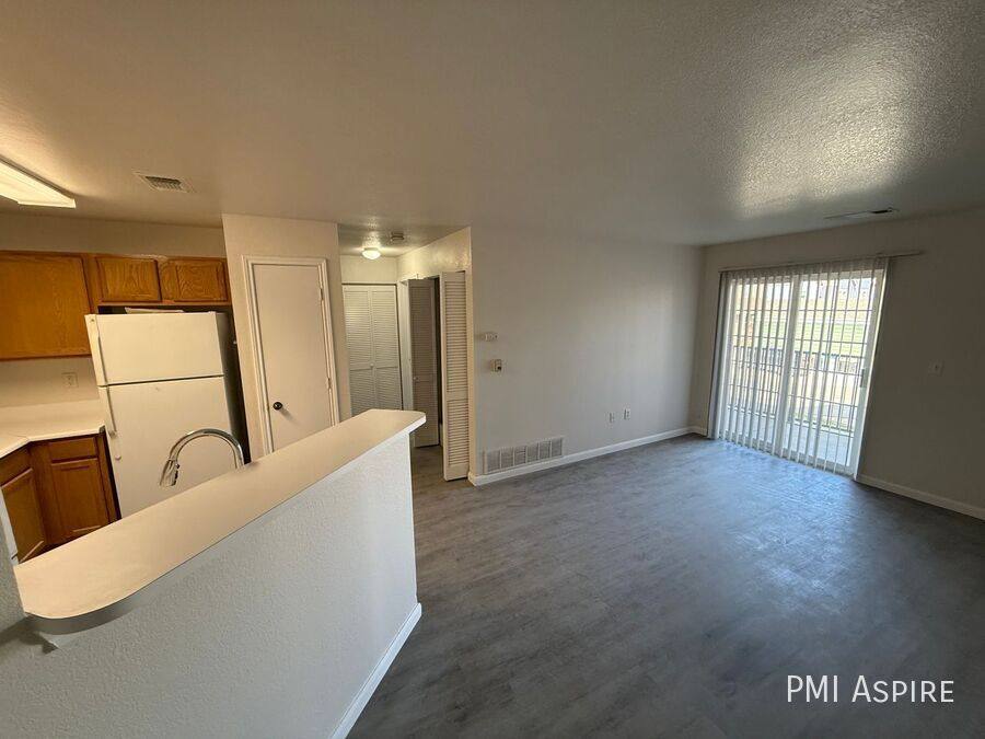 Apartment for rent at 321 Quail Rd, Longmont, CO 80501