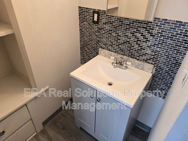 Apartment for rent at 2609 Hood, Cleveland, OH 44109
