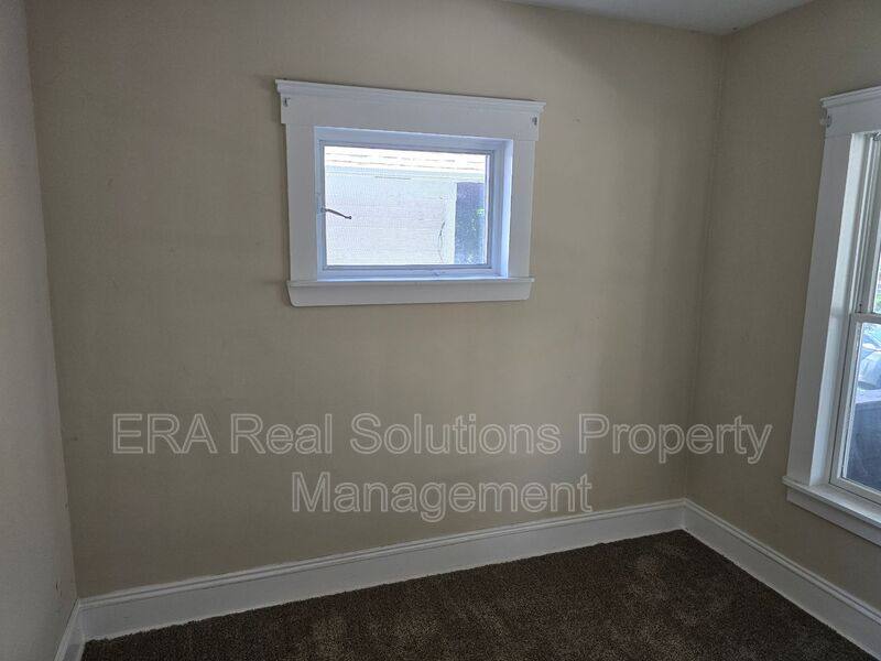 Apartment for rent at 2609 Hood, Cleveland, OH 44109