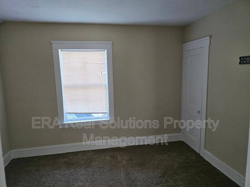 Apartment for rent at 2609 Hood, Cleveland, OH 44109