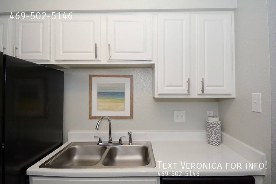 Apartment for rent at 3816 S Lamar Blvd, Austin, TX 78704