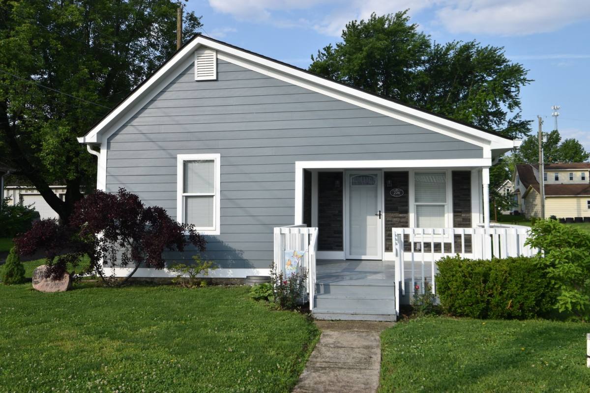 House for rent at 226 Walnut St, Wilkinson, IN 46186