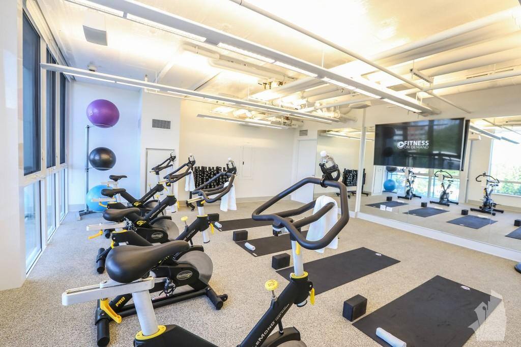 Apartment for rent at 750 N Hudson Ave, Chicago, IL 60654