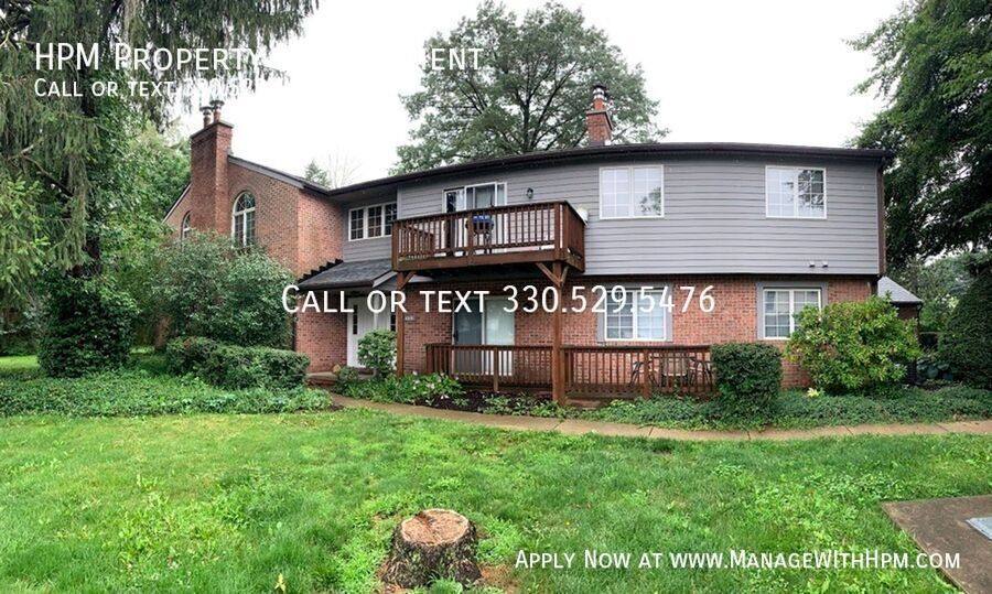 Apartment for rent at 408 W Maple #408 Maple-B, North Canton, OH 44720