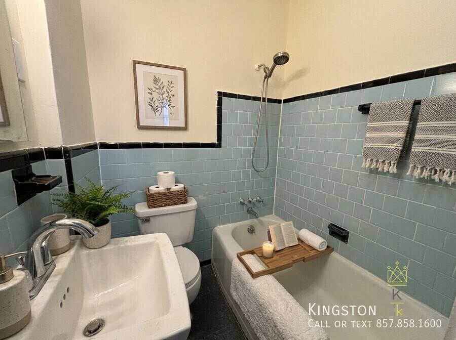 Apartment for rent at 181 Winthrop Rd, Brookline, MA 02445