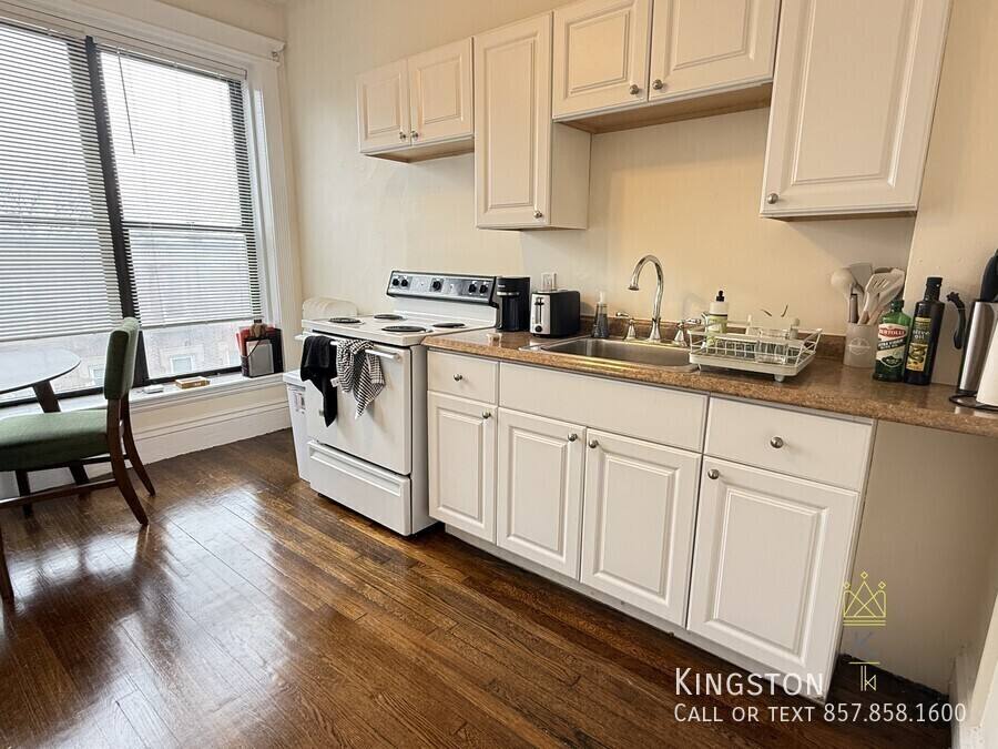 Apartment for rent at 1965 Commonwealth Ave #7R, Brighton, MA 02135