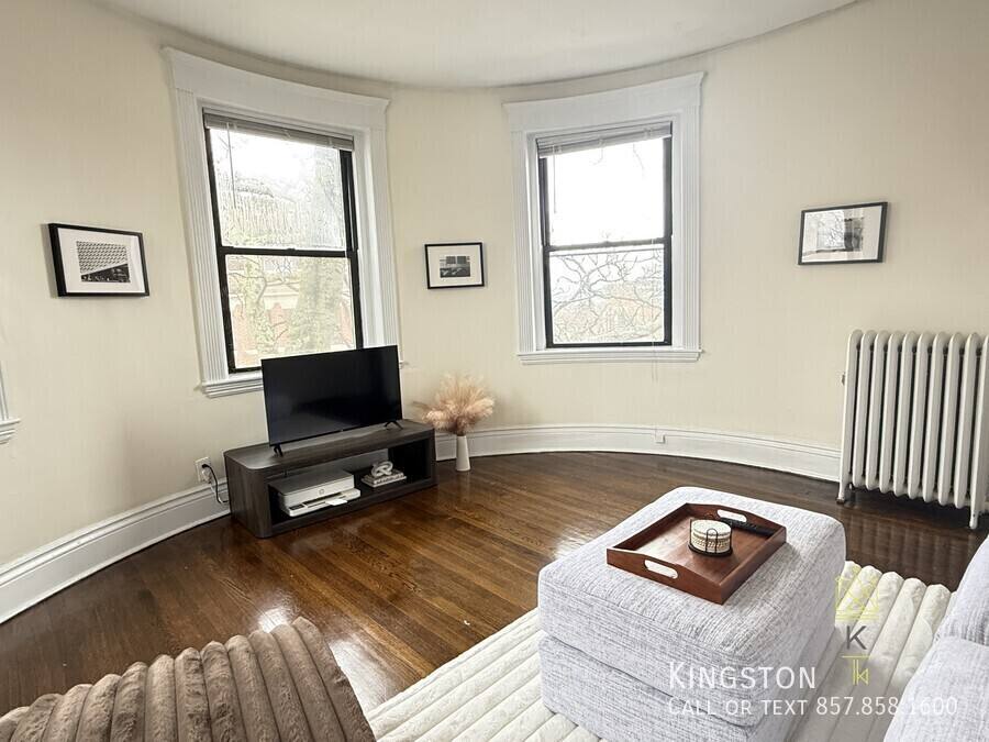 Apartment for rent at 1965 Commonwealth Ave #7R, Brighton, MA 02135