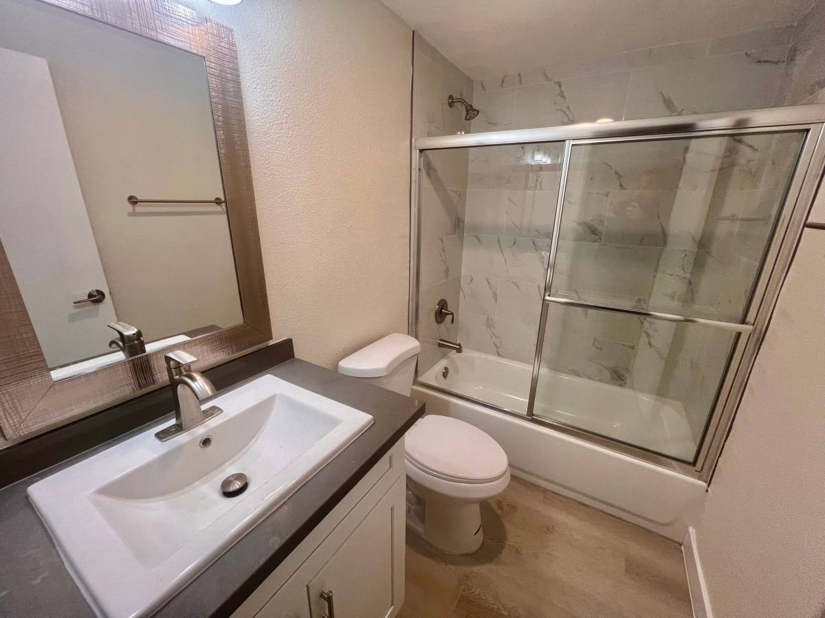 Apartment for rent at 8533 Columbus Ave, North Hills, CA 91343