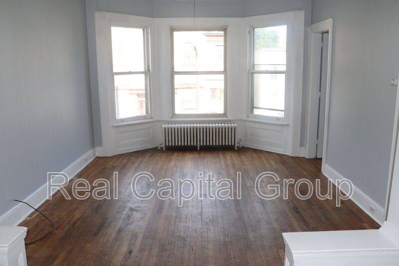 Apartment for rent at 130 5th Ave #3, Troy, NY 12180