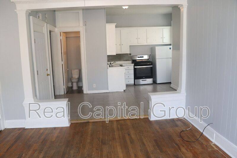 Apartment for rent at 130 5th Ave #3, Troy, NY 12180