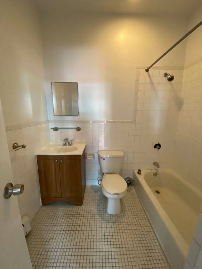 Apartment for rent at 20 N Broadway #3D, Yonkers, NY 10701