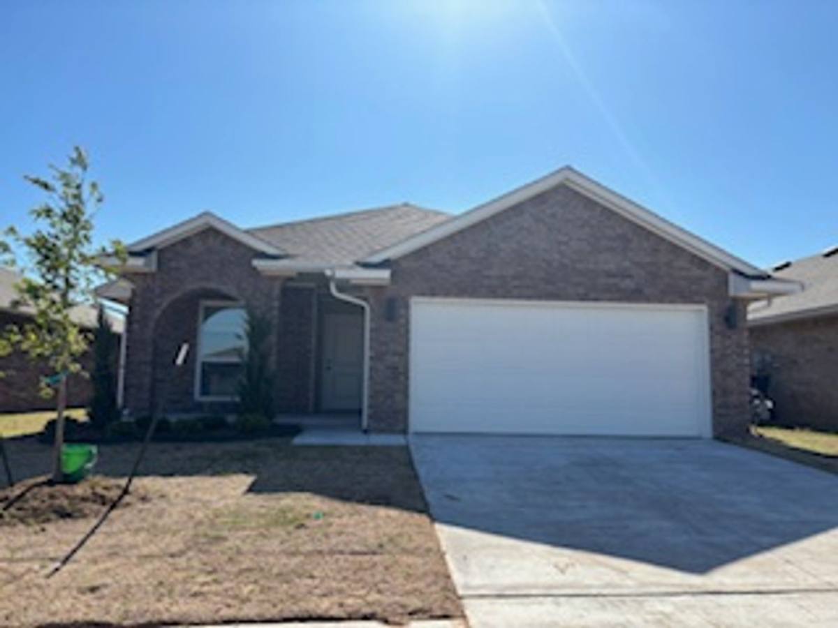 House for rent at 18212 Austin Court, Edmond, OK 73012