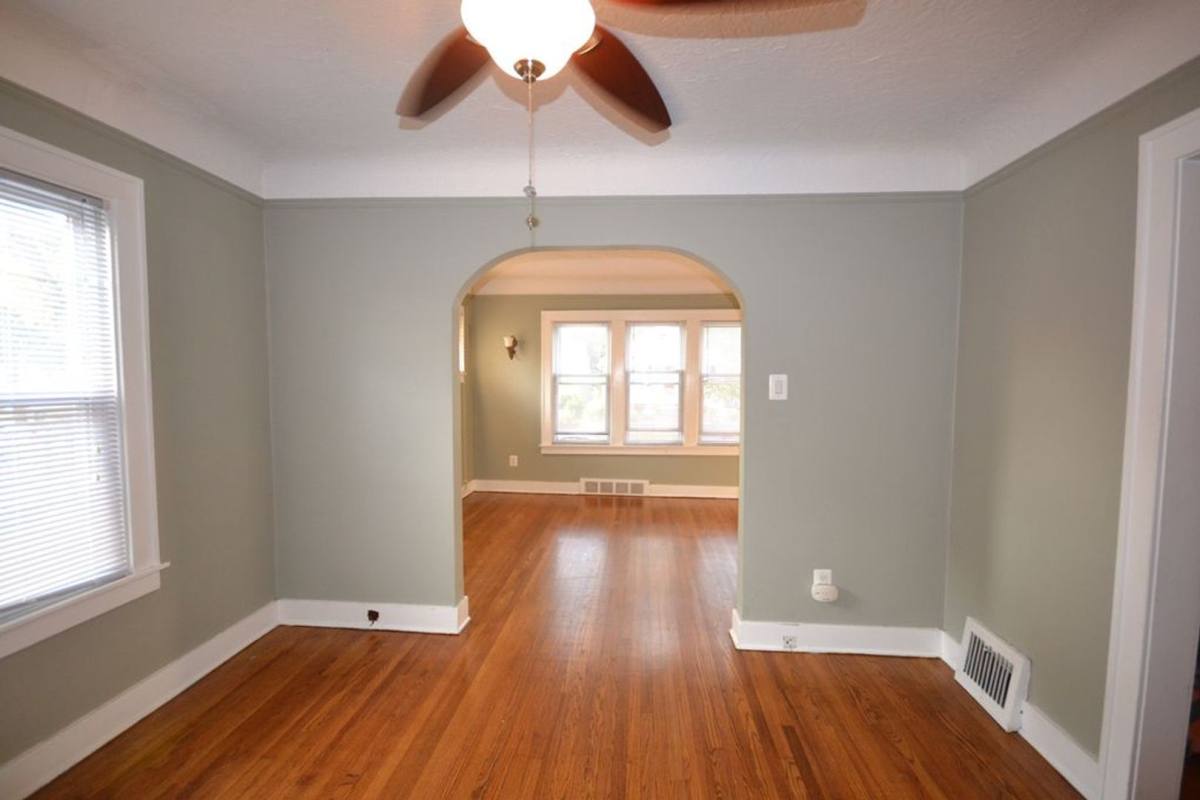 Apartment for rent at 400 E Cambourne, Ferndale, MI 48220
