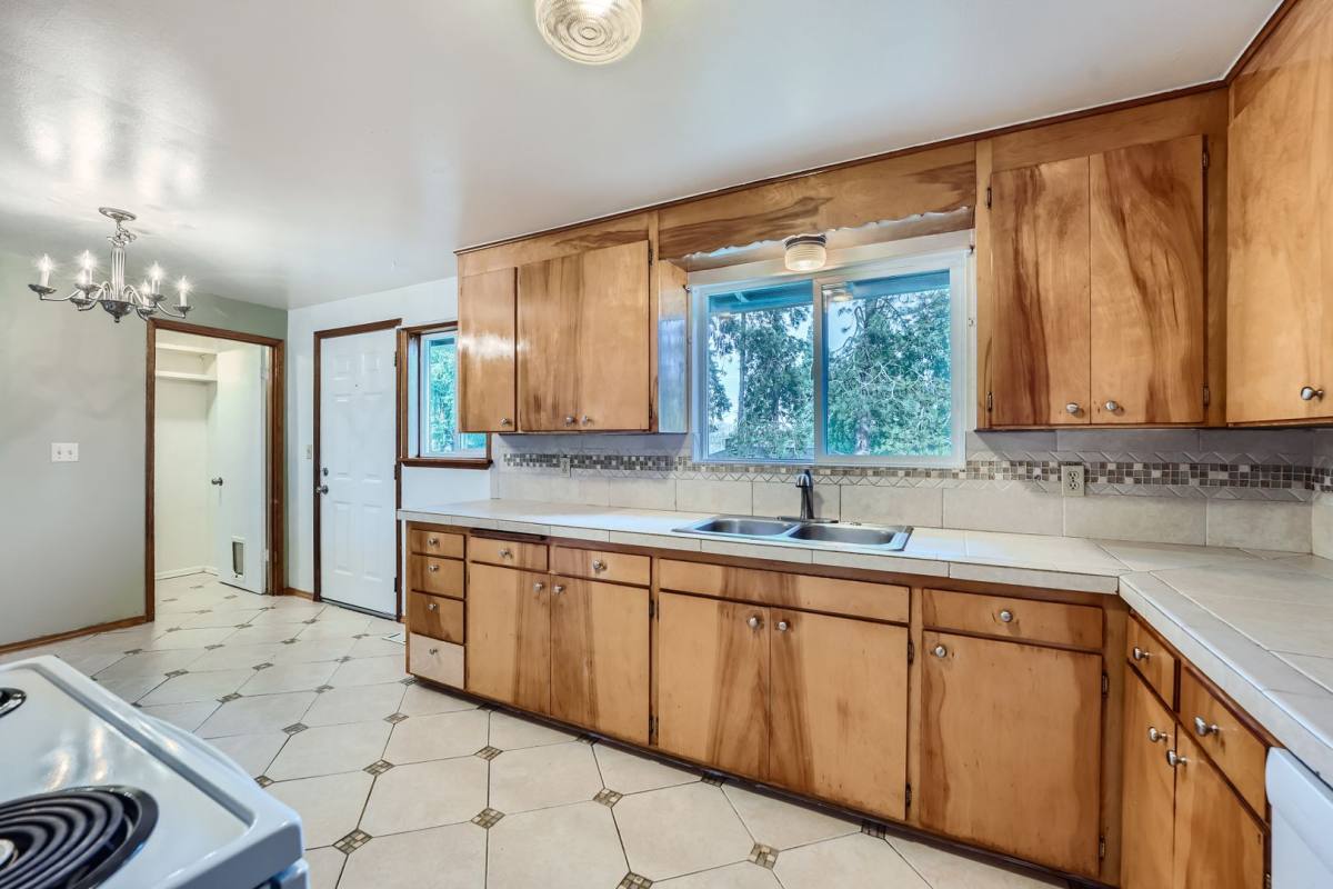 House for rent at 4012 S 288th St, Auburn, WA 98001