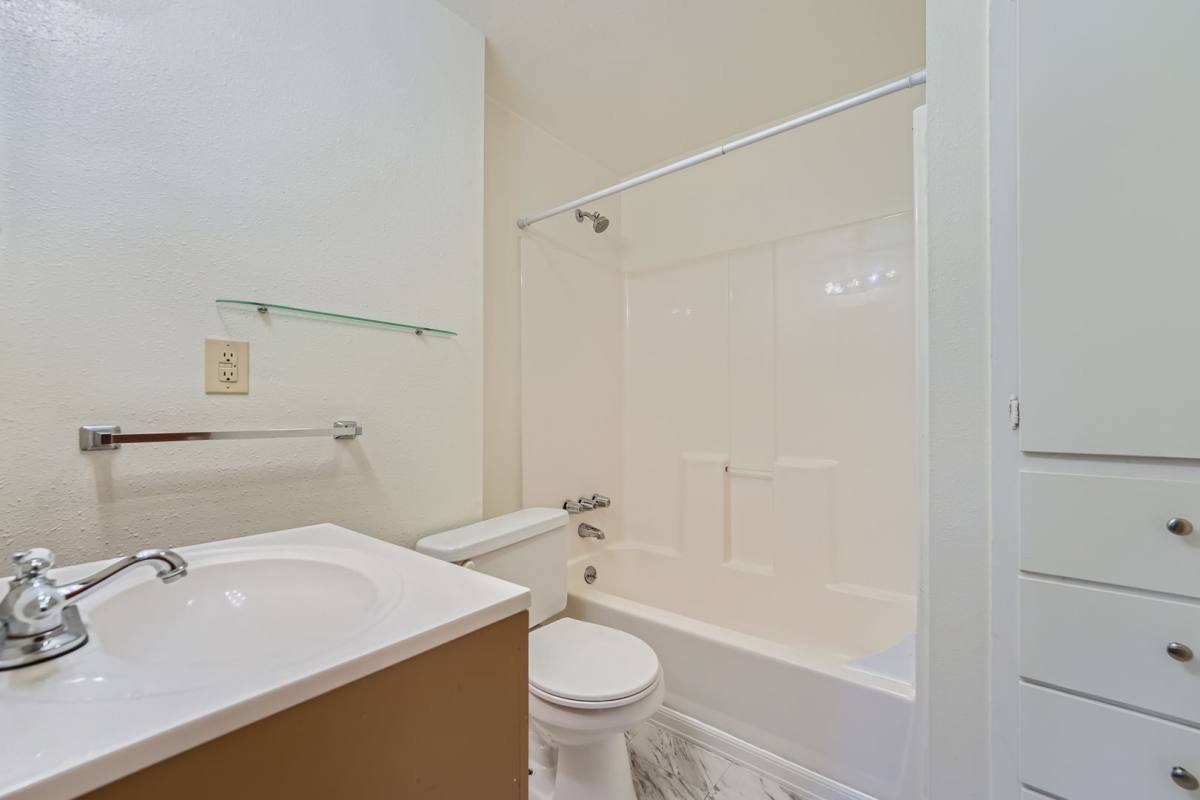 House for rent at 4012 S 288th St, Auburn, WA 98001