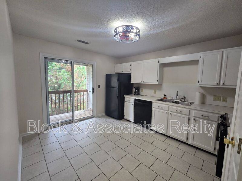 Condo for rent at 110 Westbrook Court, High Point, NC 27263