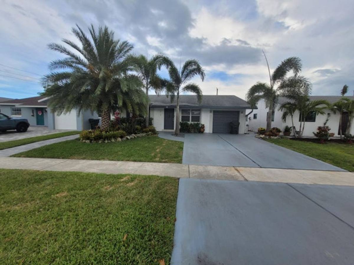 House for rent at 516 NW 54th St, Boca Raton, FL 33487