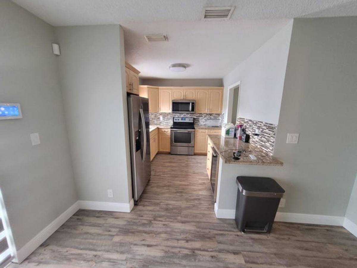House for rent at 516 NW 54th St, Boca Raton, FL 33487