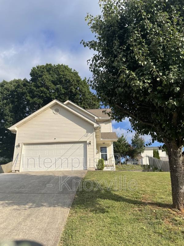 House for rent at 3119 Pinex Lane, Knoxville, TN 37921