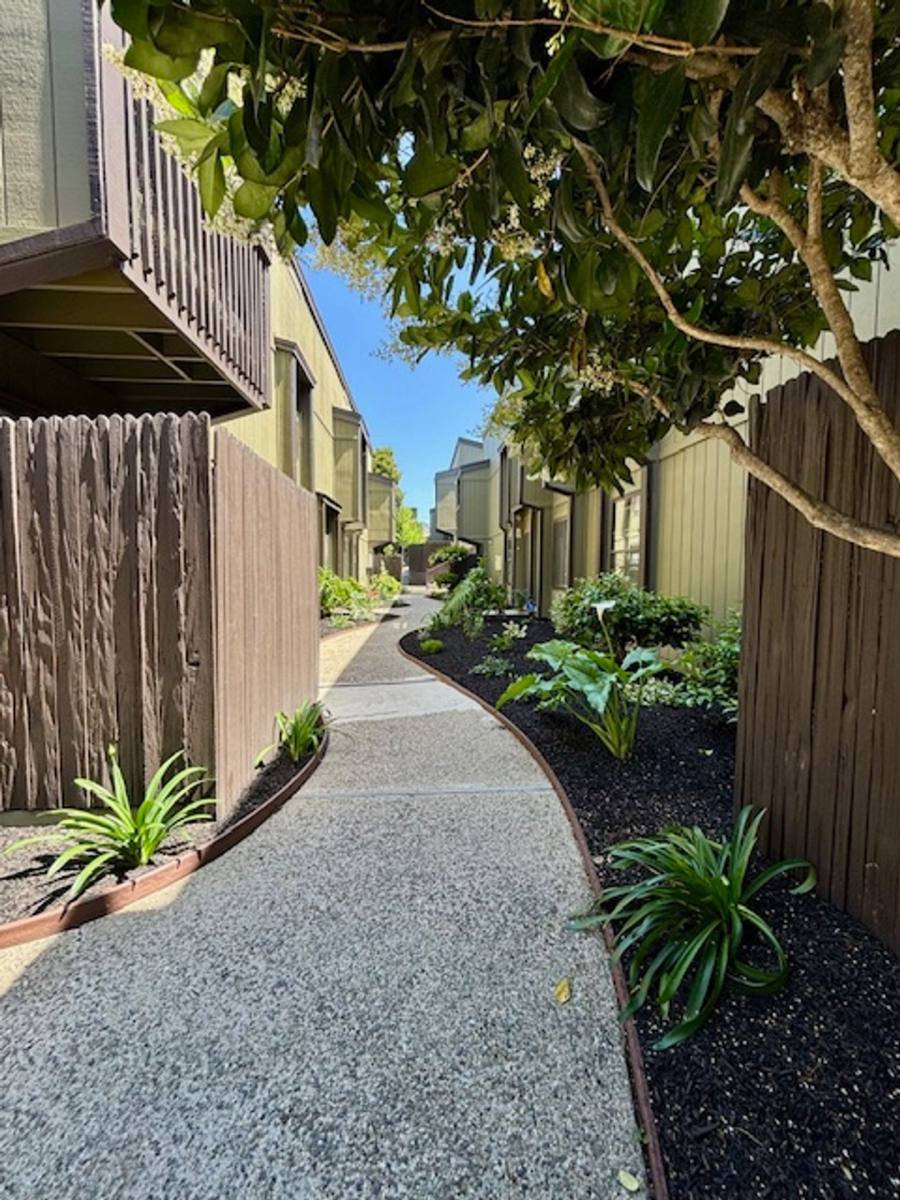 Apartment for rent at 412 Dela Vina Ave, Monterey, CA 93940