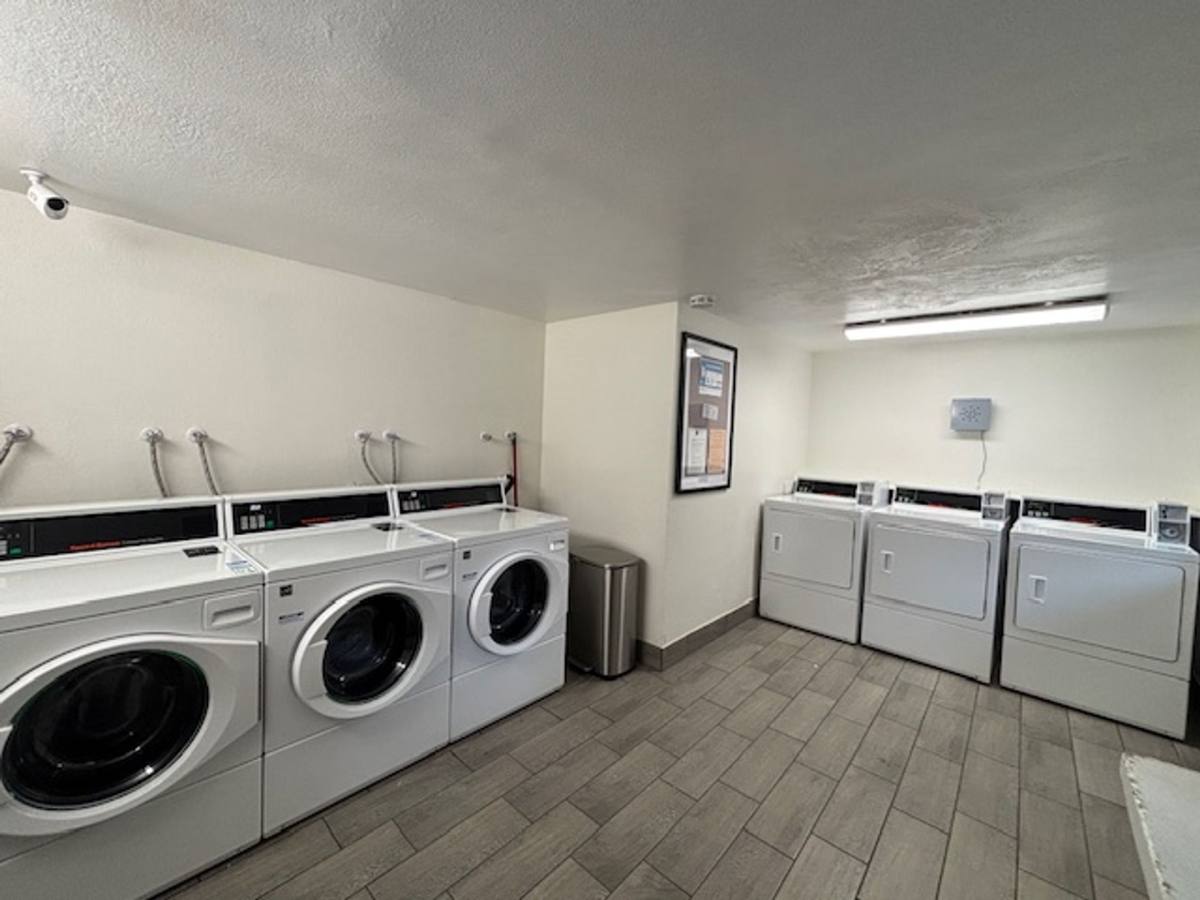 Apartment for rent at 412 Dela Vina Ave, Monterey, CA 93940