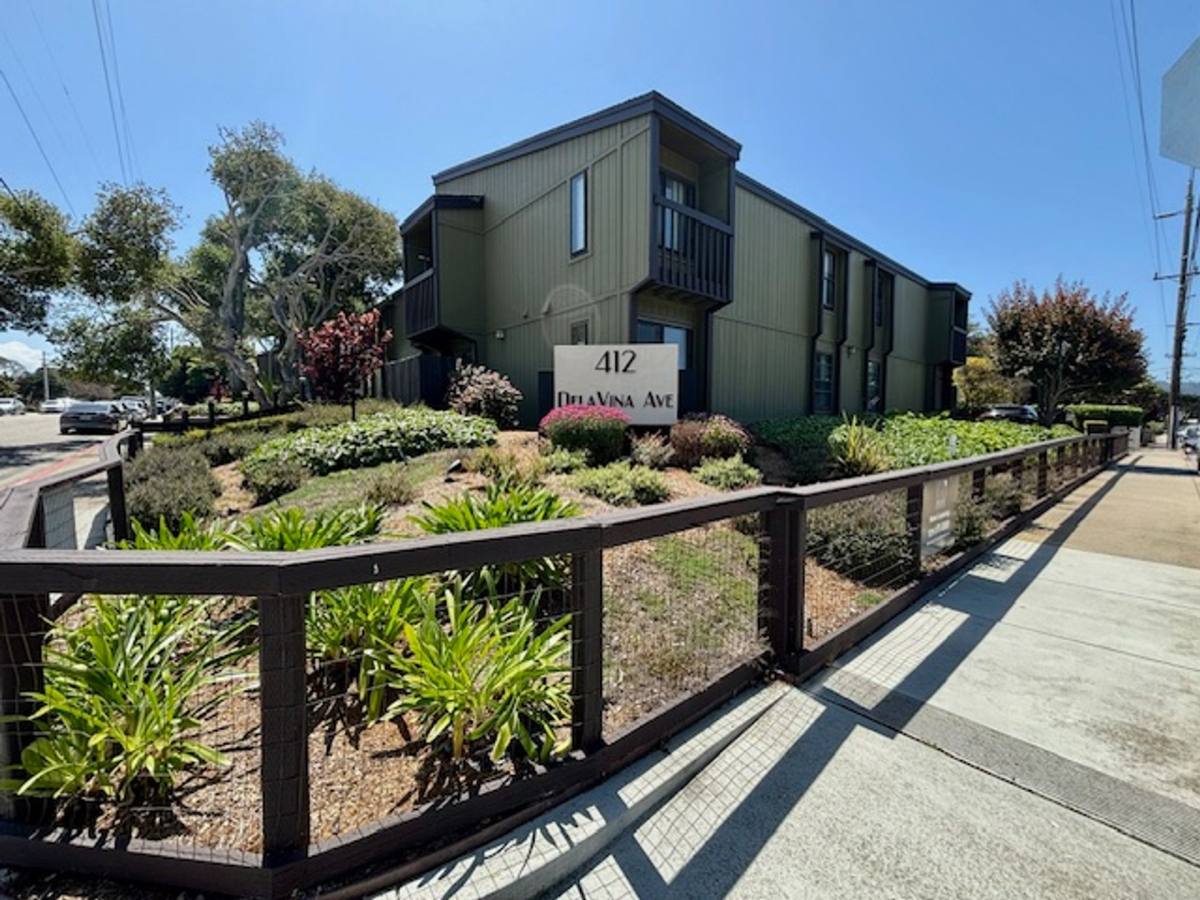 Apartment for rent at 412 Dela Vina Ave, Monterey, CA 93940