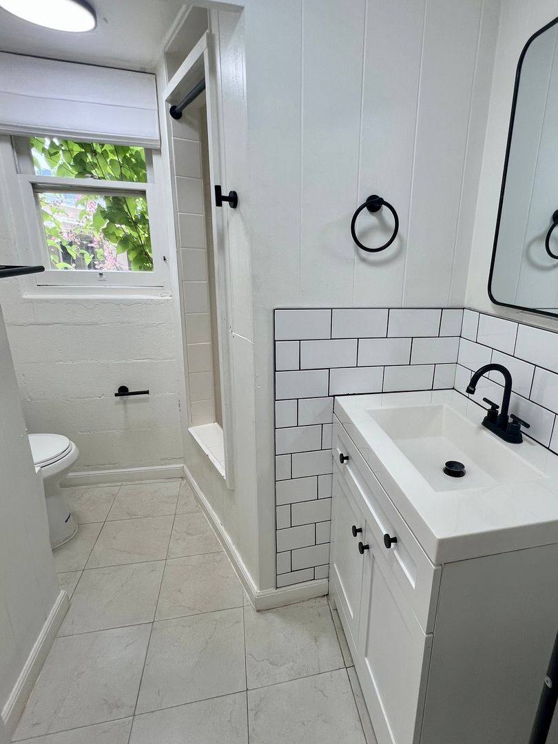 House for rent at 1649A 10th Ave, Honolulu, HI 96816