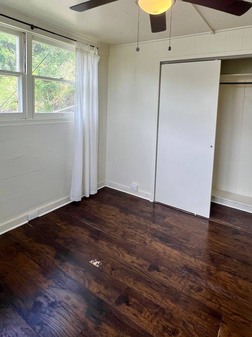 House for rent at 1649A 10th Ave, Honolulu, HI 96816
