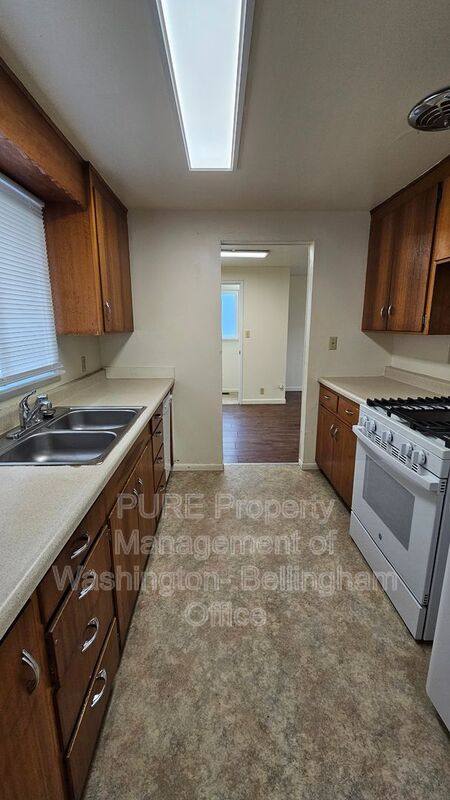 House for rent at 1701 S 16th St, Mount Vernon, WA 98274