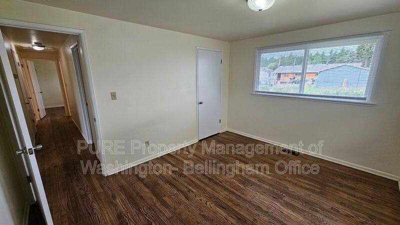 House for rent at 1701 S 16th St, Mount Vernon, WA 98274